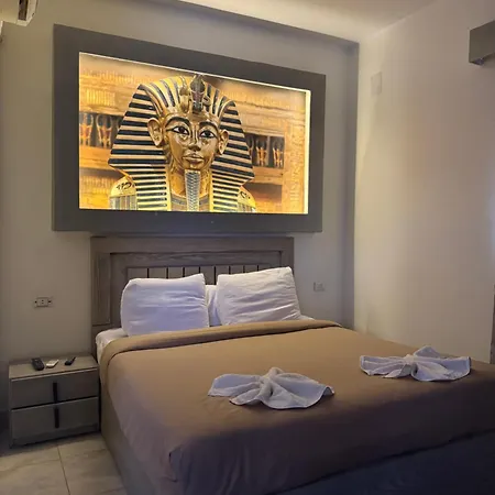 Nefertiti Pyramids View Hotel Cairo Exterior photo