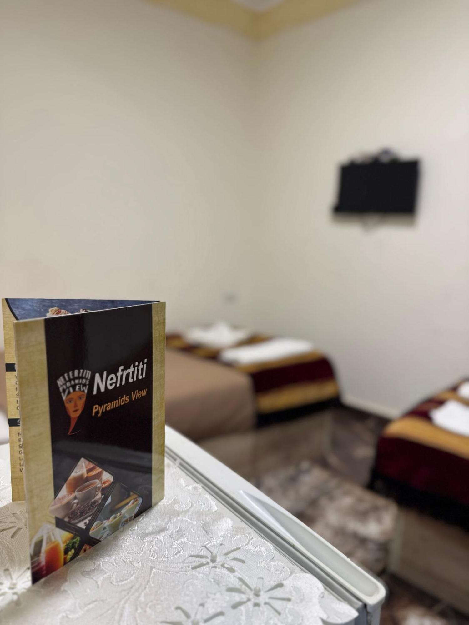 Nefertiti Pyramids View 4* Kair