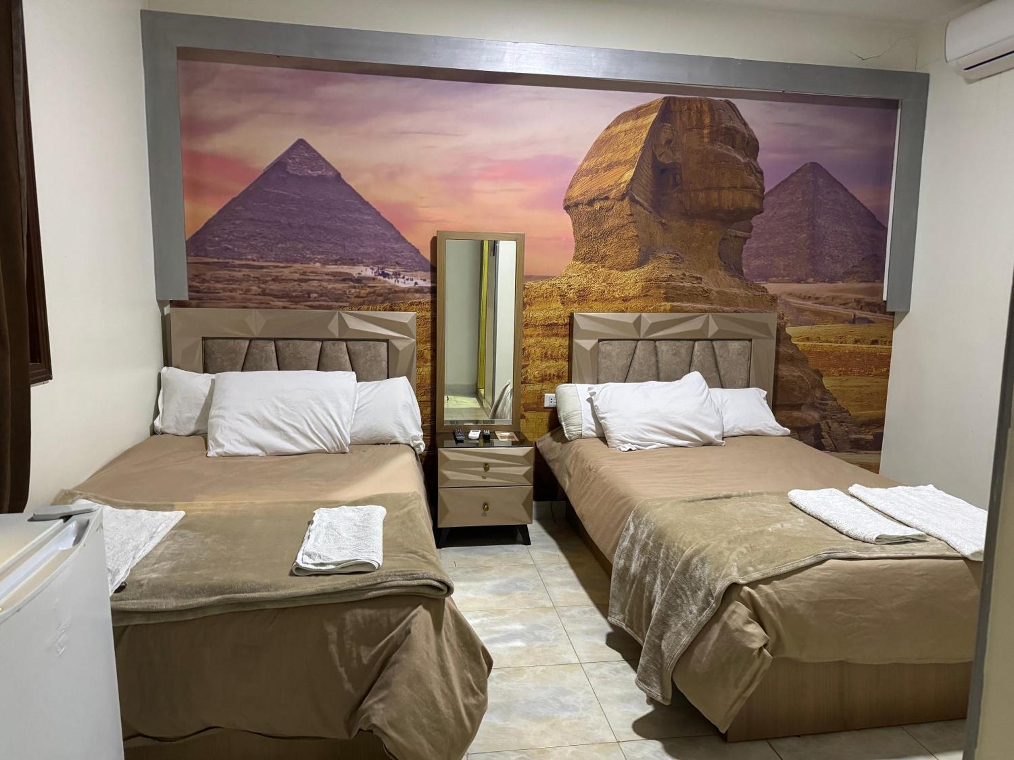 Nefertiti Pyramids View 4* Kair